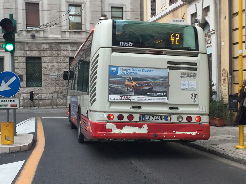 pubblicita autobus ancona