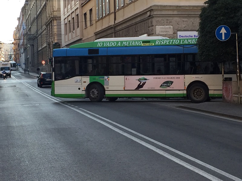pubblicità negli autobus provincia di ancona